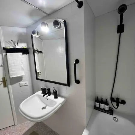 Paraiso Pineda Apartamento *